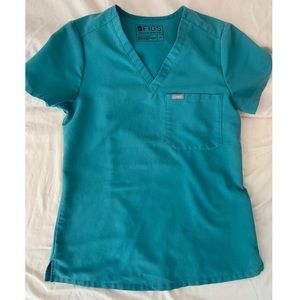 Marine Figs Scrub one Pocket Top XXS